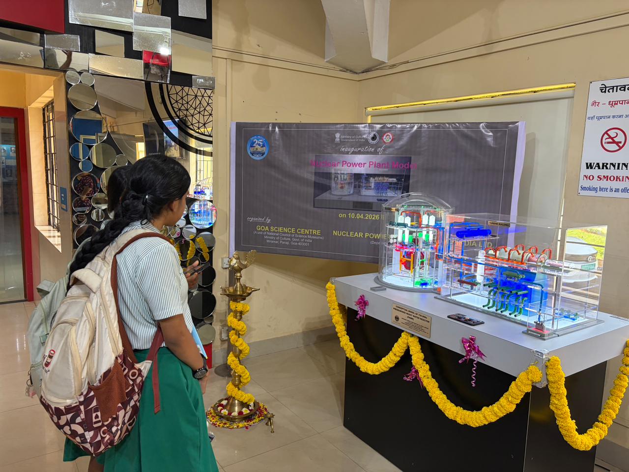 Science Students visit Science Center,Miramar